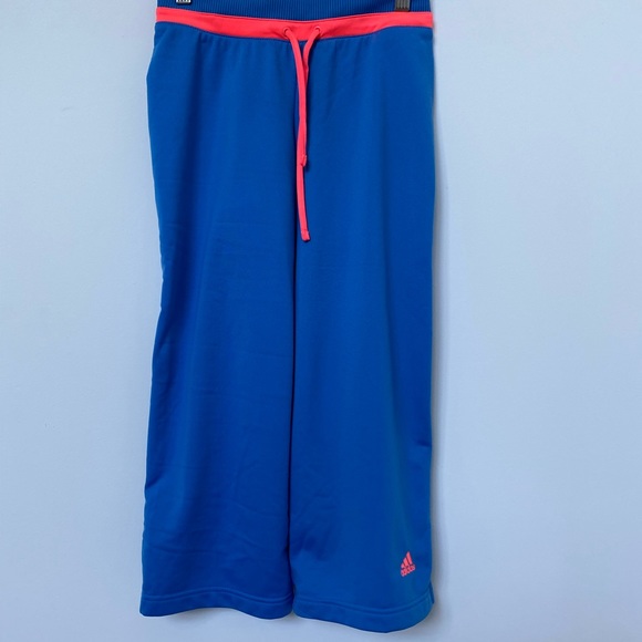 Adidas workout set. Tank top and sweatpants - Picture 2 of 4
